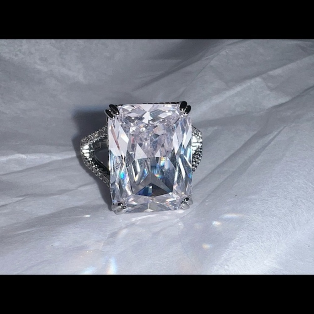 NEW 14 Carat Radiant Cut Diamond Ring 18k white gold rare colorless